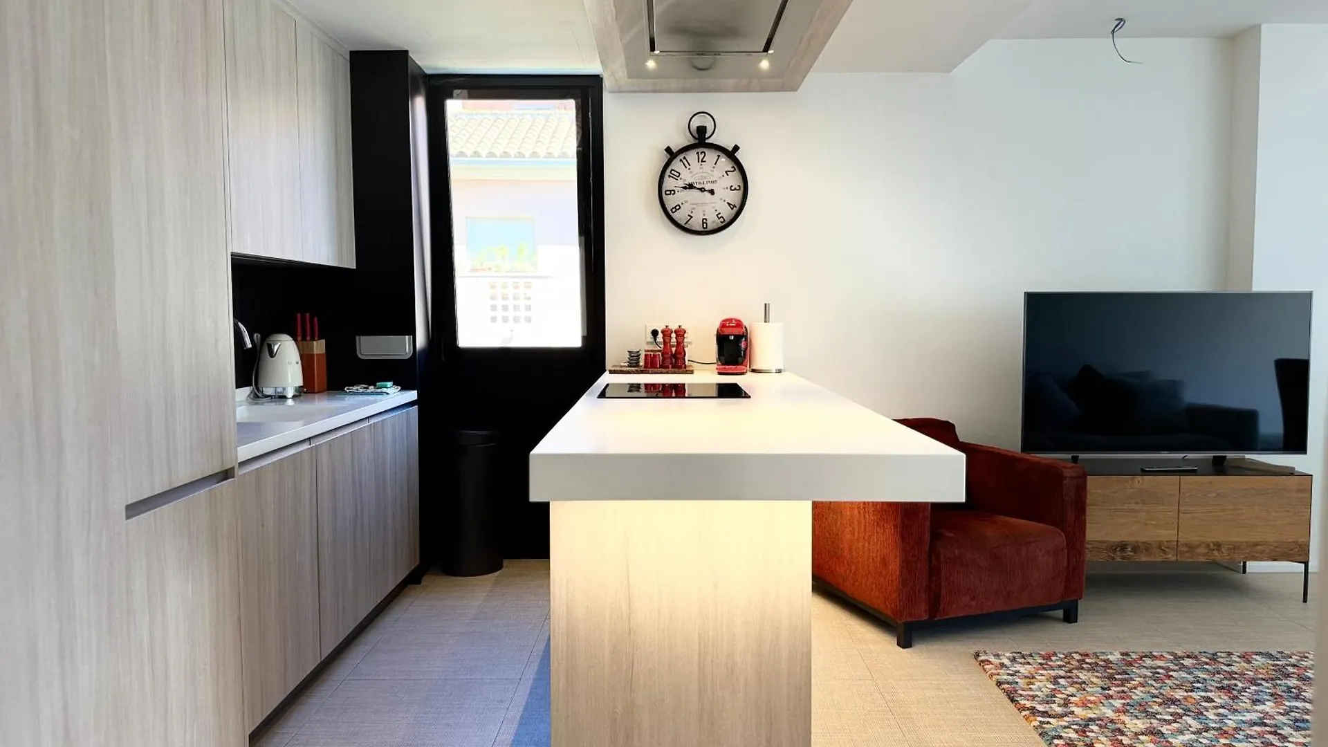 Modern Holiday Apartments Марбелья